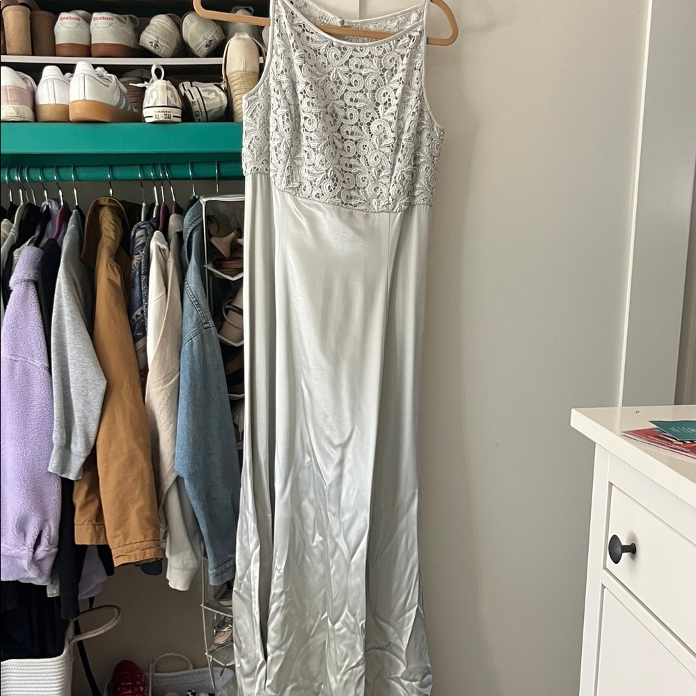 Jessica McClintock Silver Lace Evening Dress